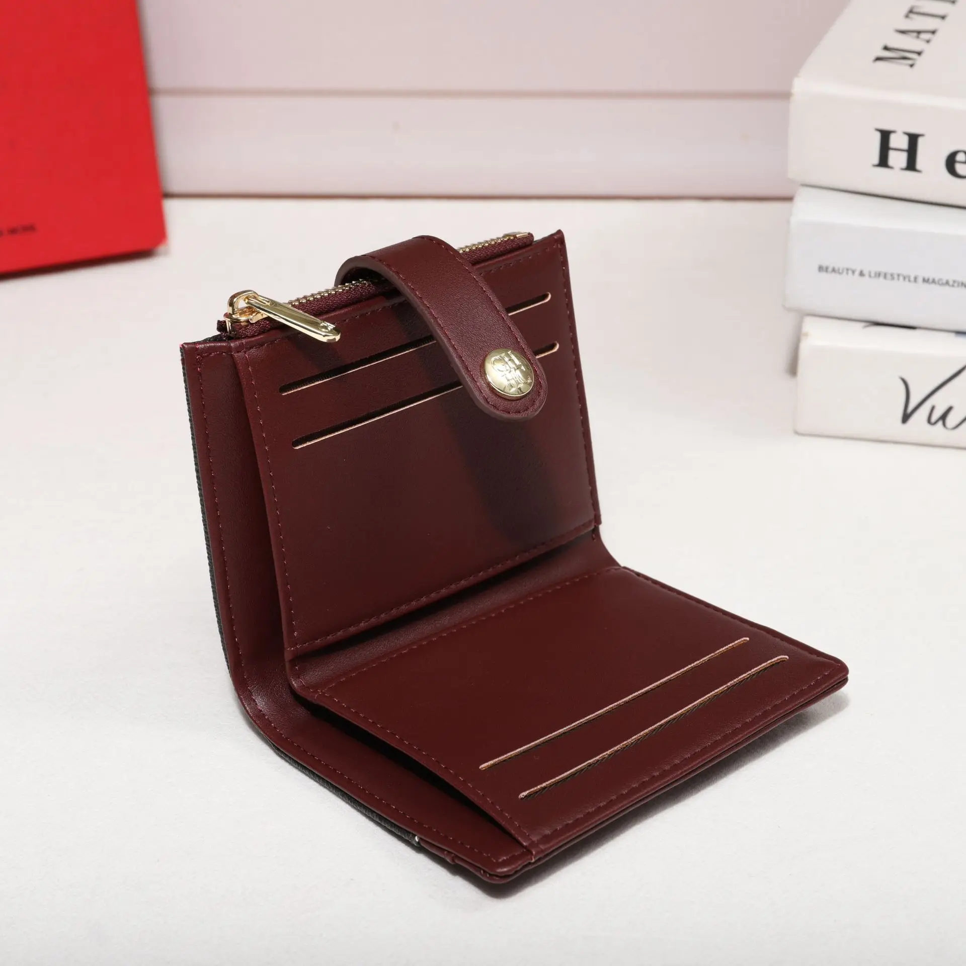 CH 2026 Nuovo Portafoglio Mini - Interior Design Instagram recensione e prezzo