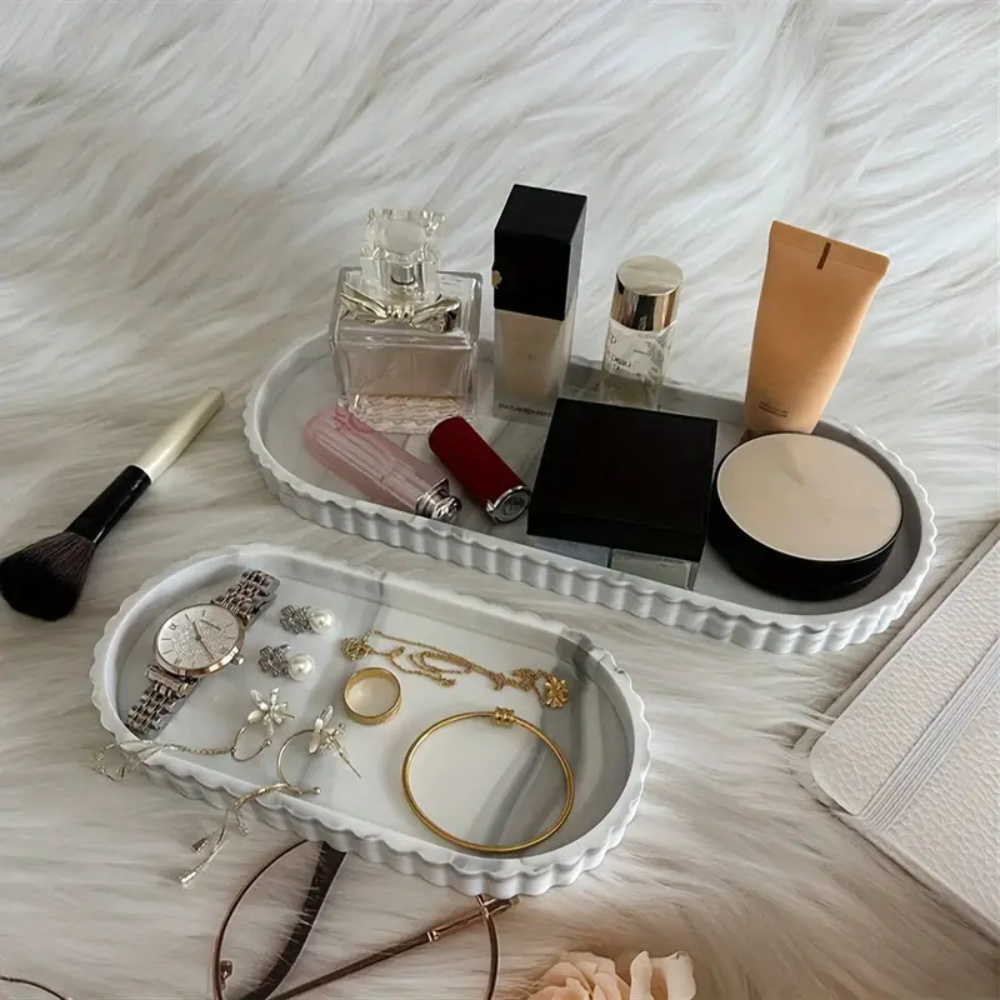Vassoio portaoggetti ovale da  - Travertine Tray Oval recensione e prezzo