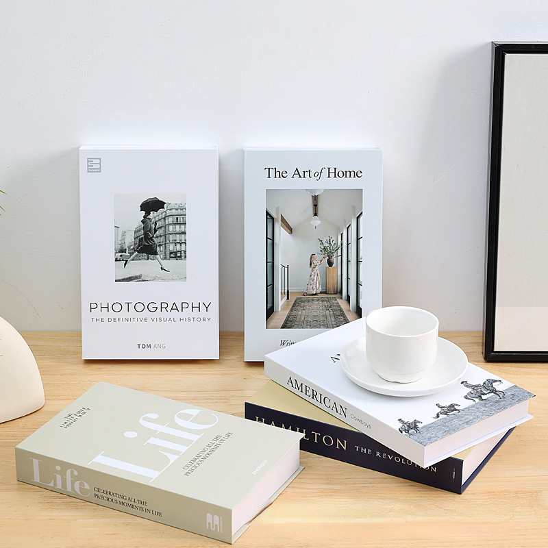Libri finti alla moda per la d - Interior Design Book recensione e prezzo