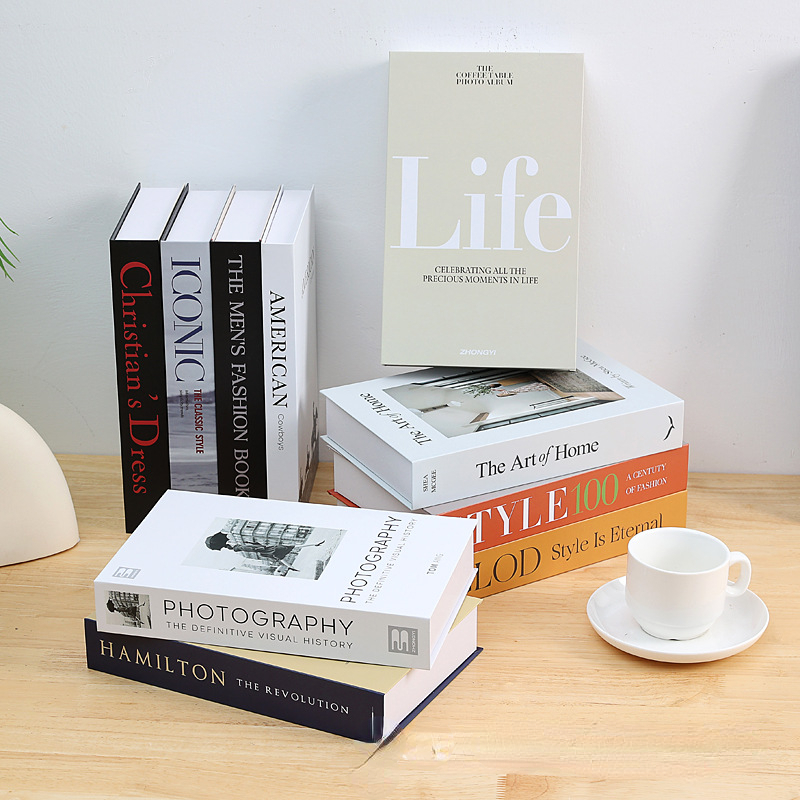 Libri finti alla moda per la d - Interior Design Book recensione e prezzo